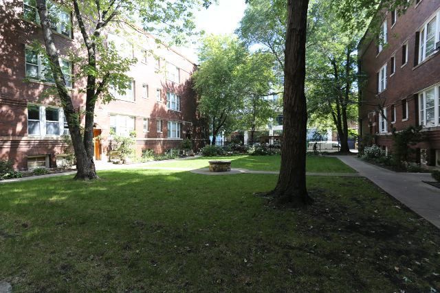4710 N Racine Avenue 1E, Chicago, IL 60640