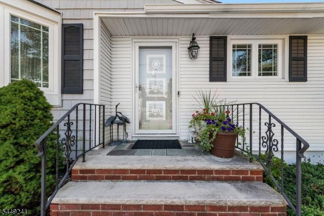 950 Blanch Ave, Norwood Boro, NJ 07648