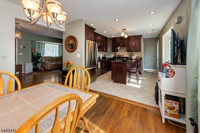 950 Blanch Ave, Norwood Boro, NJ 07648