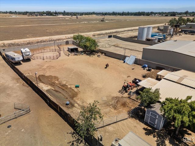 15112 Sunnybank Avenue, Bakersfield, CA 93314