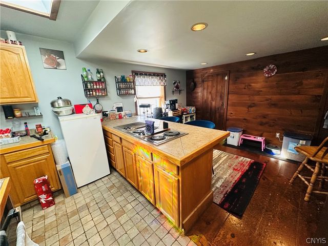 22 Scotch Hill Road, Marcellus, NY 13108