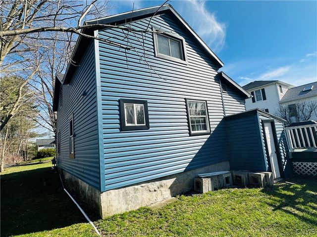 22 Scotch Hill Road, Marcellus, NY 13108