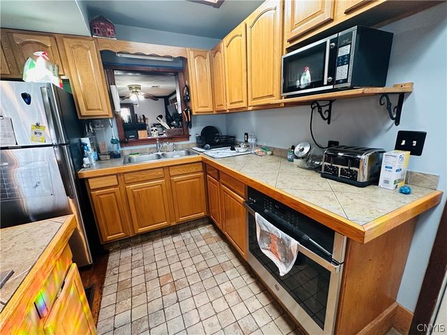 22 Scotch Hill Road, Marcellus, NY 13108