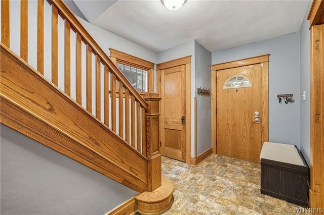 2254 Niagara Avenue, Niagara Falls, NY 14305