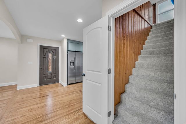 719 Woodmere Dr, Nashville, TN 37217