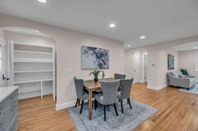 719 Woodmere Dr, Nashville, TN 37217