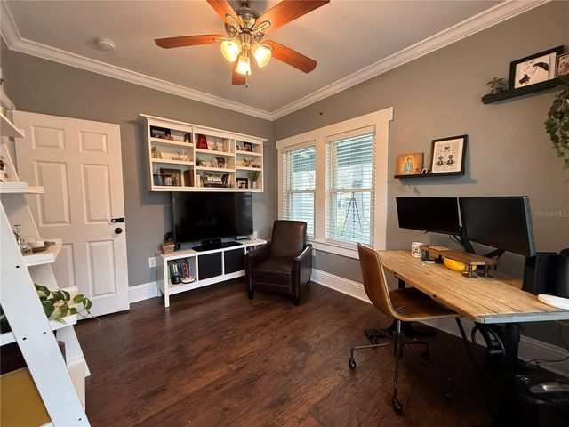 202 W CURTIS STREET, Tampa, FL 33603