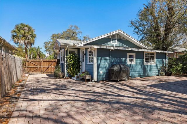 202 W CURTIS STREET, Tampa, FL 33603