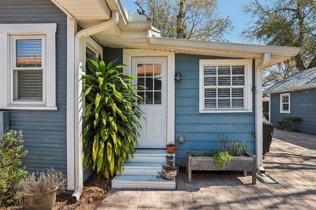 202 W CURTIS STREET, Tampa, FL 33603