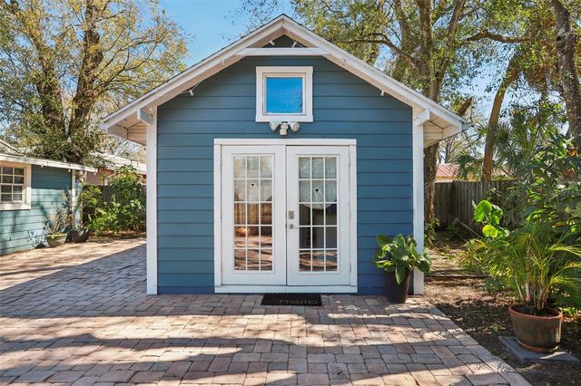 202 W CURTIS STREET, Tampa, FL 33603