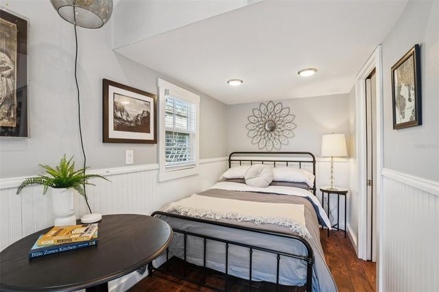 202 W CURTIS STREET, Tampa, FL 33603