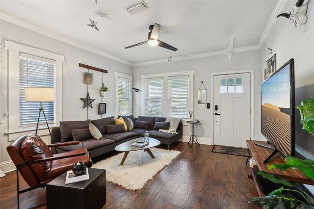 202 W CURTIS STREET, Tampa, FL 33603