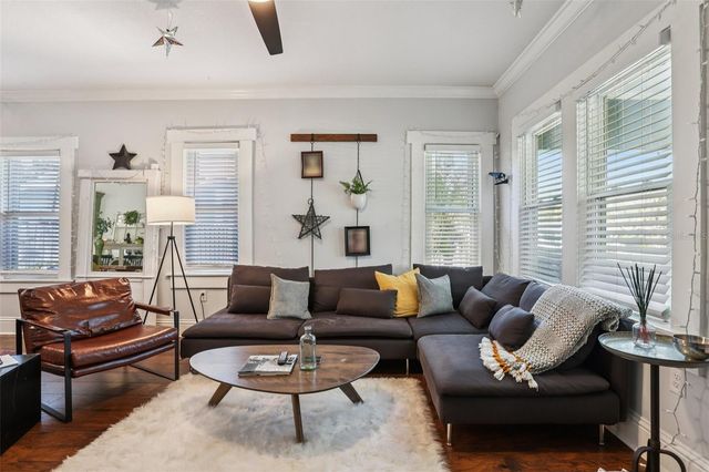 202 W CURTIS STREET, Tampa, FL 33603