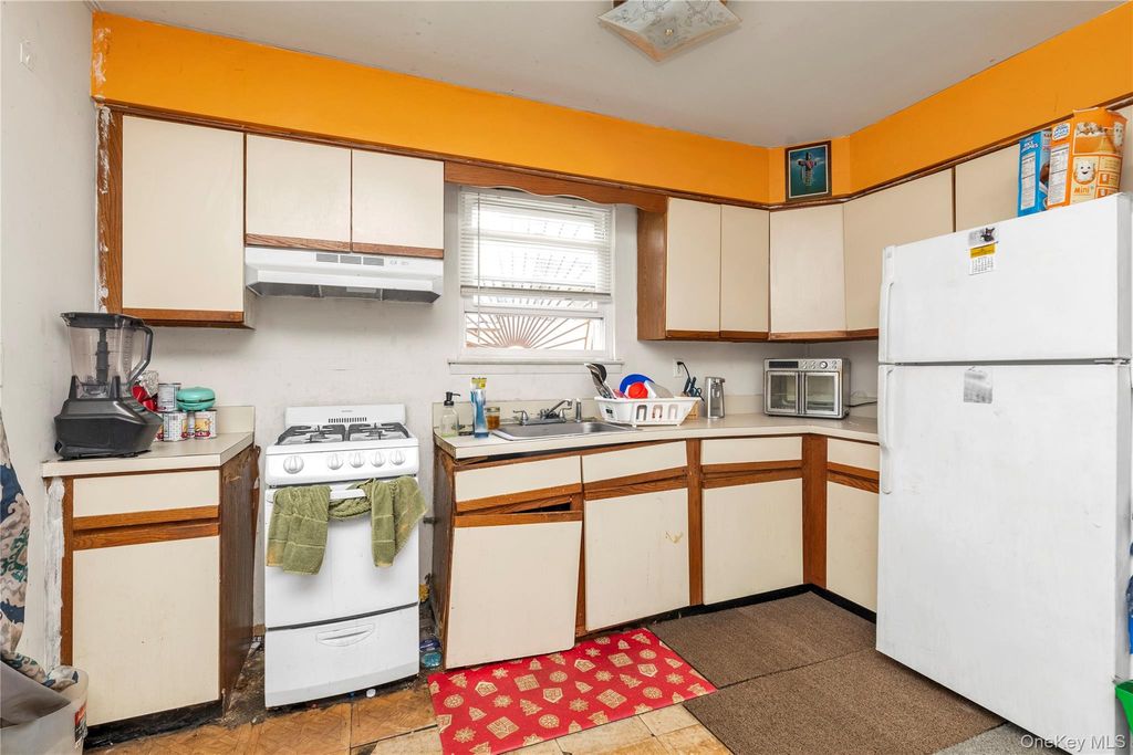 106-41 160th Street, Jamaica, NY 11433 — photo 5