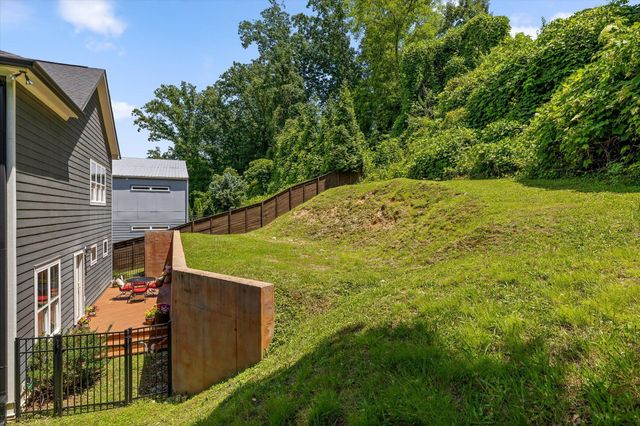 834 Dartmouth Street, Chattanooga, TN 37405
