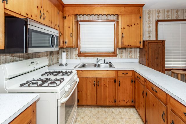 7533 Tedder Street, North Charleston, SC 29420