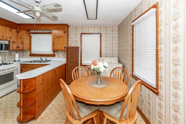 7533 Tedder Street, North Charleston, SC 29420