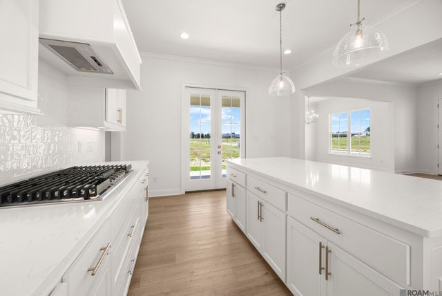 1224 Applewood Dr, Zachary, LA 70791