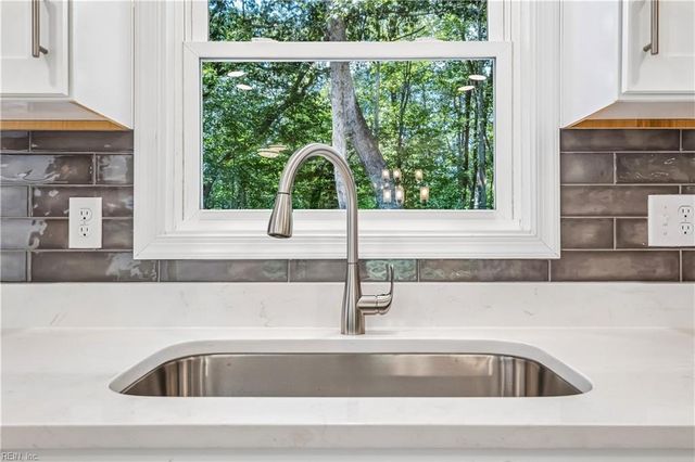 9239 Croaker RD, Williamsburg, VA 23188