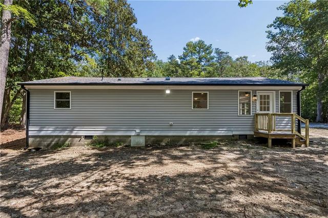 9239 Croaker RD, Williamsburg, VA 23188