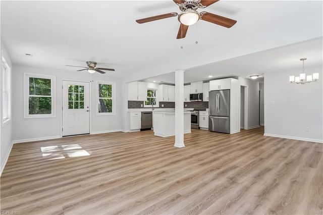 9239 Croaker RD, Williamsburg, VA 23188