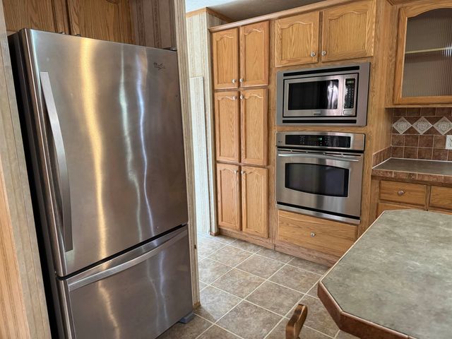 27 Butternut Lane, Tamworth, NH 03882