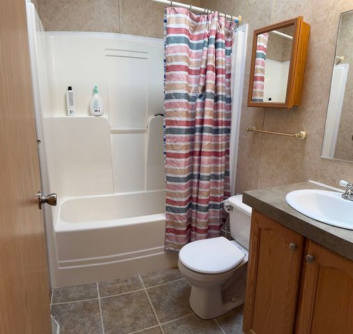27 Butternut Lane, Tamworth, NH 03882