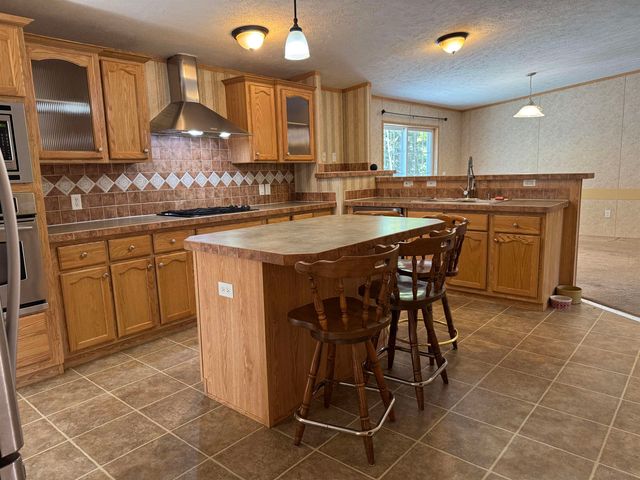 27 Butternut Lane, Tamworth, NH 03882