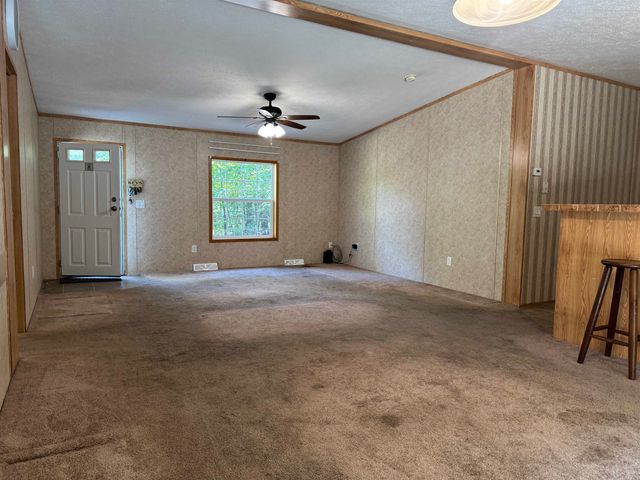 27 Butternut Lane, Tamworth, NH 03882