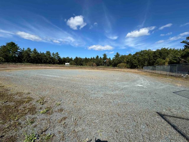 27 Butternut Lane, Tamworth, NH 03882