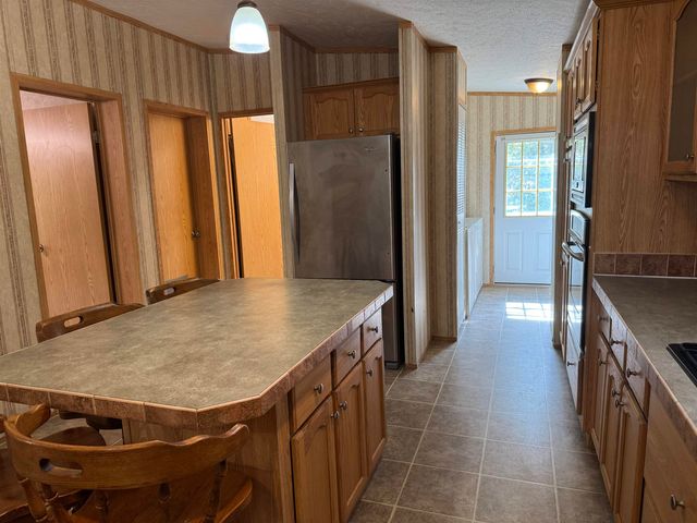 27 Butternut Lane, Tamworth, NH 03882