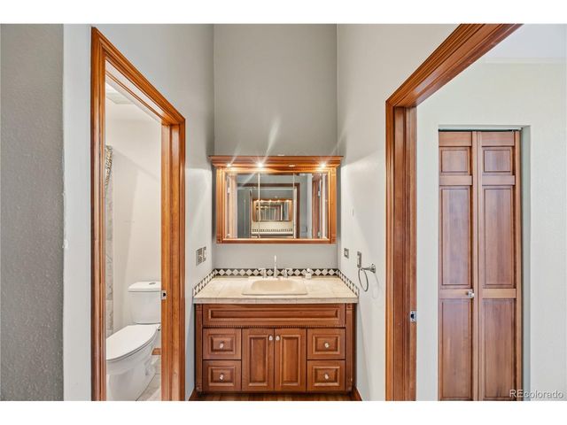 2351 Federal Blvd 304, Denver, CO 80211