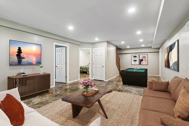 1921 Annettes Circle, Sugar Grove, IL 60554