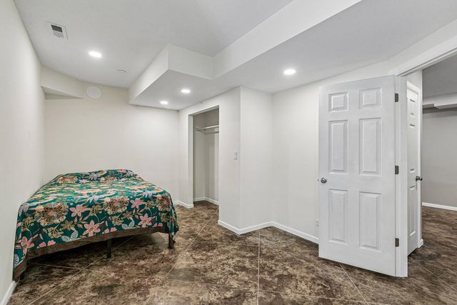 1921 Annettes Circle, Sugar Grove, IL 60554