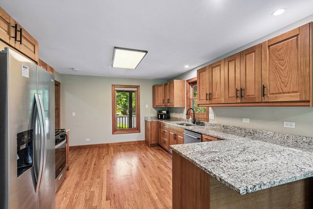 1921 Annettes Circle, Sugar Grove, IL 60554