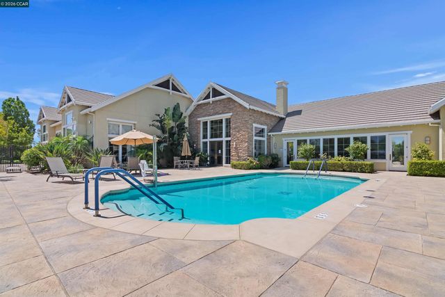 595 Pomona Dr, Brentwood, CA 94513