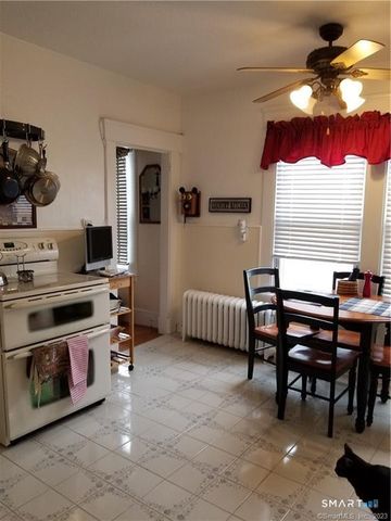 26 4th Street, Hamden, CT 06514