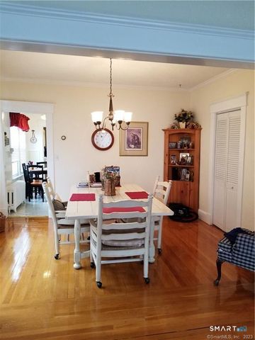 26 4th Street, Hamden, CT 06514