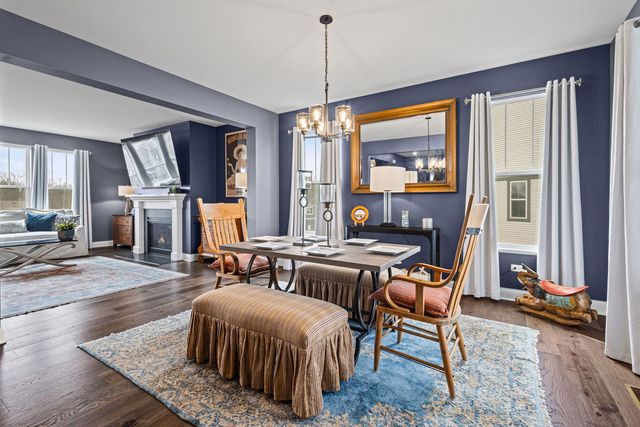 1169 Overhill Court, Crystal Lake, IL 60012