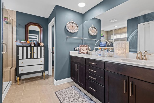 1169 Overhill Court, Crystal Lake, IL 60012