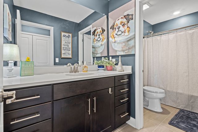 1169 Overhill Court, Crystal Lake, IL 60012