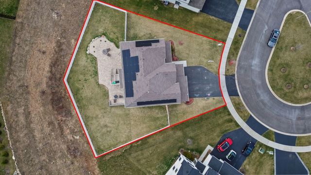 1169 Overhill Court, Crystal Lake, IL 60012