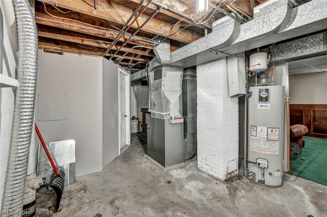 14018 Liberty Avenue, Cleveland, OH 44135