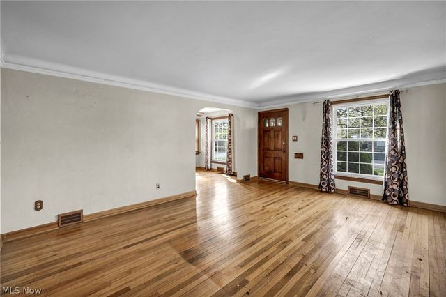 14018 Liberty Avenue, Cleveland, OH 44135