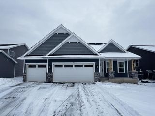 1916 Ironwood Drive, Carver, MN 55315