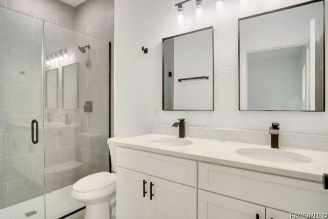 9319 N Cortlandt Drive, Citrus Springs, FL 34434