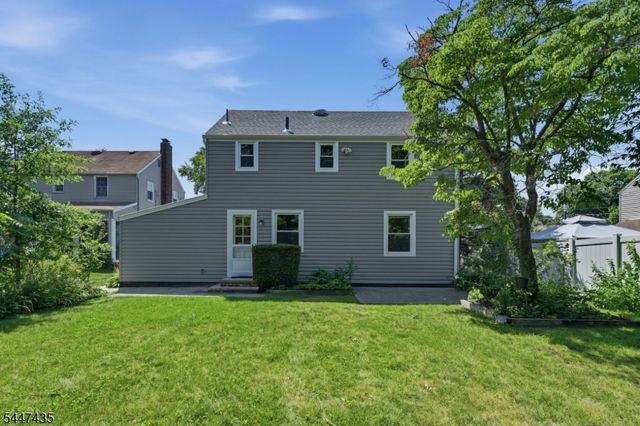 21 Wagner St, Bloomfield Twp., NJ 07003