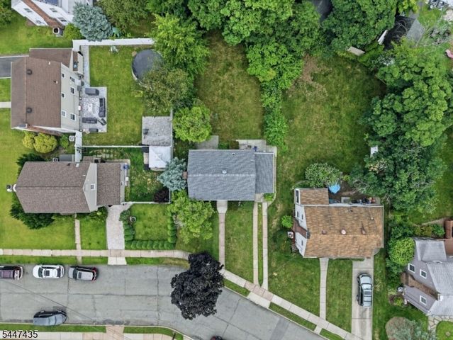 21 Wagner St, Bloomfield Twp., NJ 07003