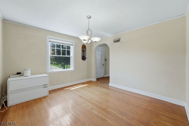 21 Wagner St, Bloomfield Twp., NJ 07003