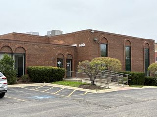 600 First Bank Drive N AB, Palatine, IL 60067